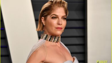 Selma blair oscars cane