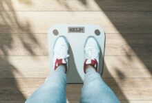 Americans gaining most weight in their 20s and 30s what they can do