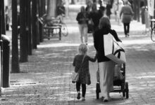 Parenting like the french