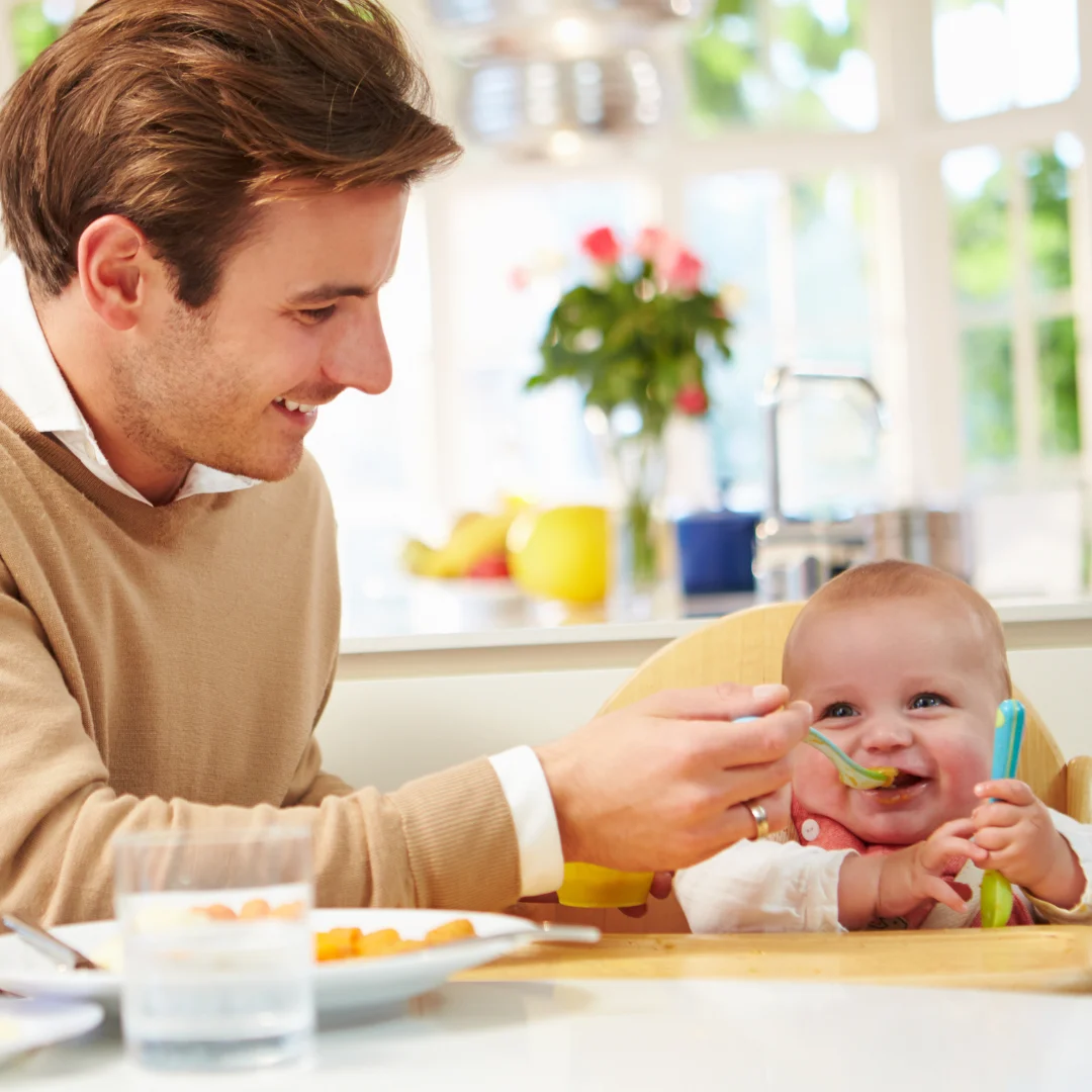 A Comprehensive Guide to Spoon-Feeding Purees: Ensuring Healthy Eating Habits from the Start