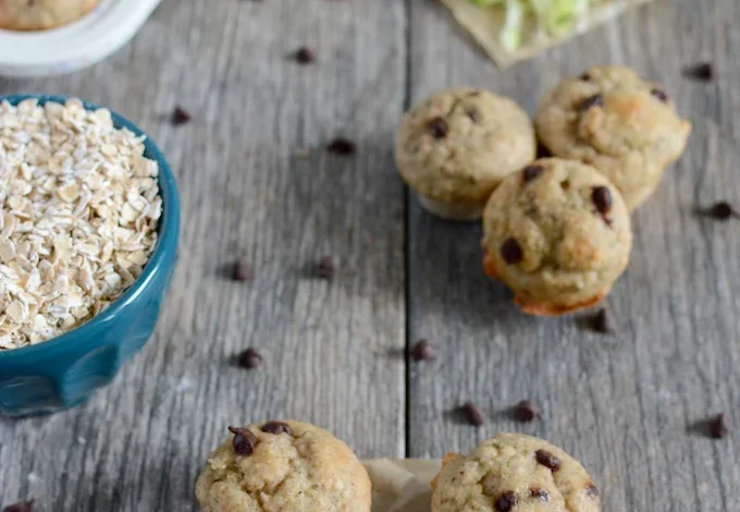 Healthy Oatmeal Chocolate Chip Mini Muffins