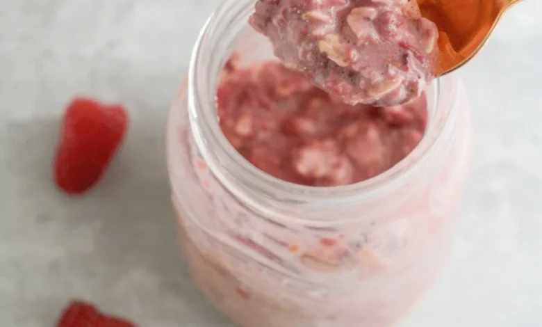 High-Protein Raspberry Overnight Oats: A Time-Saving Breakfast Solution for Busy Lifestyles High-Protein Raspberry Overnight Oats: A Time-Saving Breakfast Solution for Busy Lifestyles