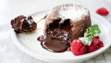The Ultimate Chocolate Indulgence: Easy Molten Lava Cake Delights in Under 30 Minutes